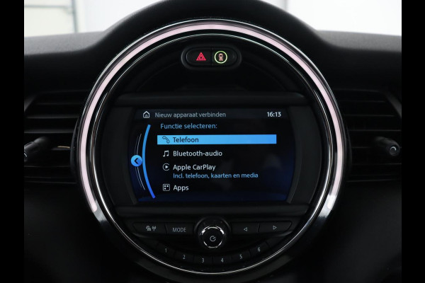 MINI Electric Edition Greenwich 33 kWh | Panoramadak | Stoelverwarming | Carplay | Navigatie | Camera | Full LED | Sportstoelen | Keyless | Climate control