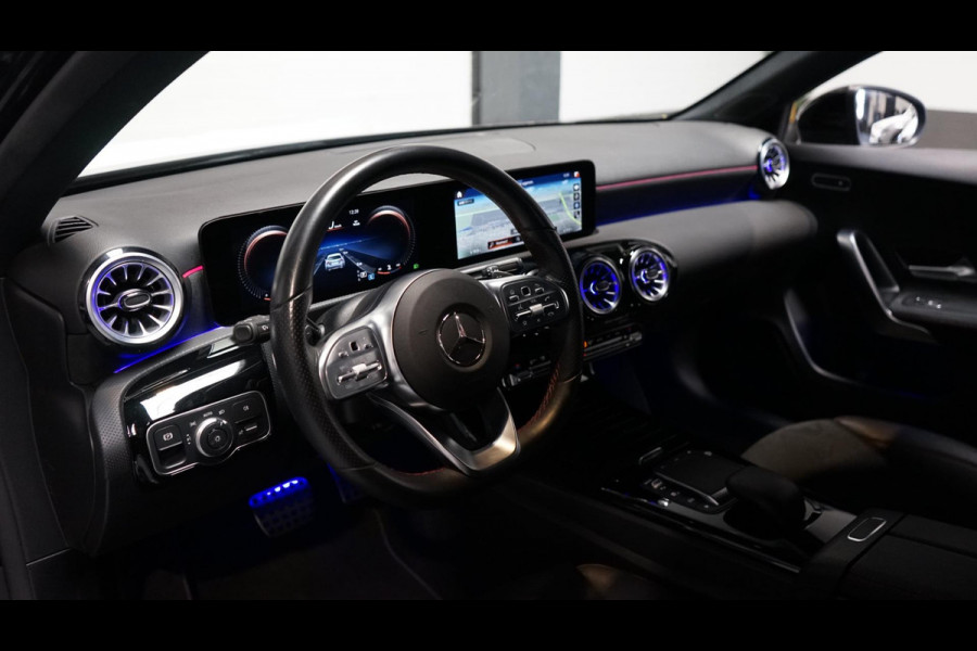 Mercedes-Benz A-Klasse A200 AMG AUTOMAAT-AMBIANCE-CAMERA-CLIMA-KEYLESS-LED-MBUX-NAVIGATIE