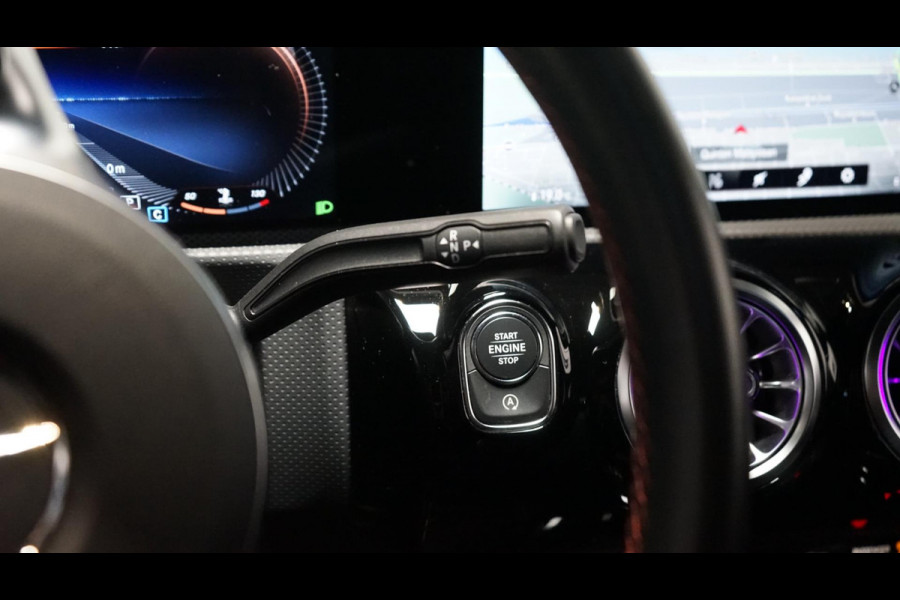 Mercedes-Benz A-Klasse A200 AMG AUTOMAAT-AMBIANCE-CAMERA-CLIMA-KEYLESS-LED-MBUX-NAVIGATIE