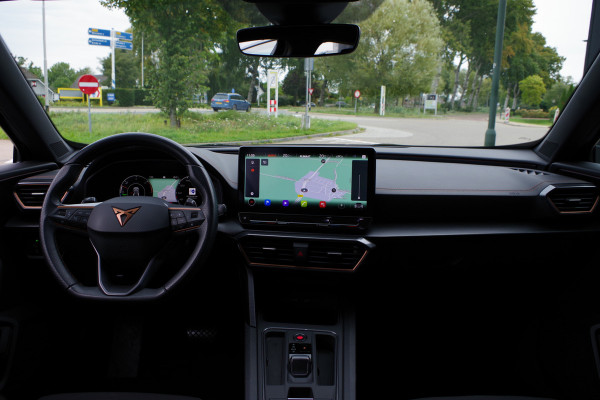 CUPRA Formentor 1.4 TSI e-Hybrid Essential 204 PK, Trekhaak, Keyless, Adap. Cruise Control, Carplay