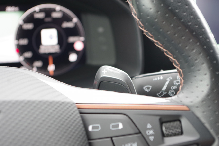 CUPRA Formentor 1.4 TSI e-Hybrid Essential 204 PK, Trekhaak, Keyless, Adap. Cruise Control, Carplay