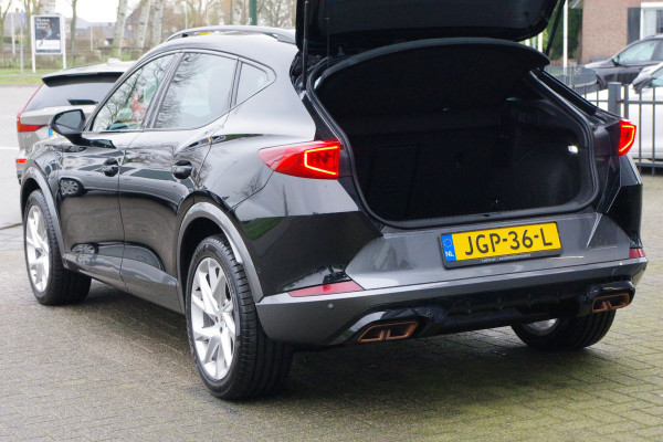 CUPRA Formentor 1.4 TSI e-Hybrid Essential 204 PK, Trekhaak, Keyless, Adap. Cruise Control, Carplay