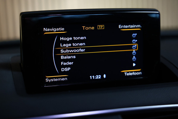 Audi Q3 1.4 TFSI CoD Sport S-Line AUT NAVI LEDER XENON CRUISE ECC '18