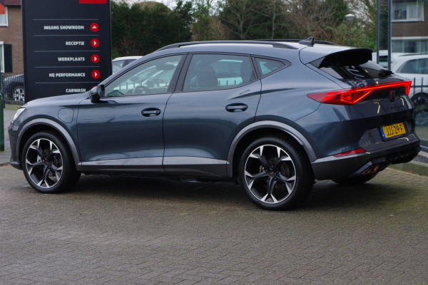 CUPRA Formentor 1.4 e-Hybrid 204 PK Adrenaline PHEV, Carplay, Camera, Keyless, LED