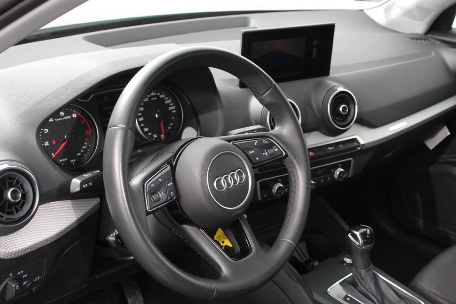 Audi Q2 35 TFSI 150PK S-tronic Prestige Navigatie Apple Carplay/Android Auto  Adaptive Cruise Control Parkeersensoren Camera Stoelverwarming
