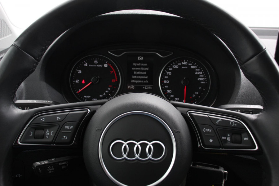 Audi Q2 35 TFSI 150PK S-tronic Prestige Navigatie Apple Carplay/Android Auto  Adaptive Cruise Control Parkeersensoren Camera Stoelverwarming