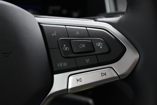 Volkswagen Polo 1.0 TSI DSG R-Line Panorama dak Camera 17" Lichtmetalen Velgen Navigatie Apple Carplay / Android Auto Climate Control