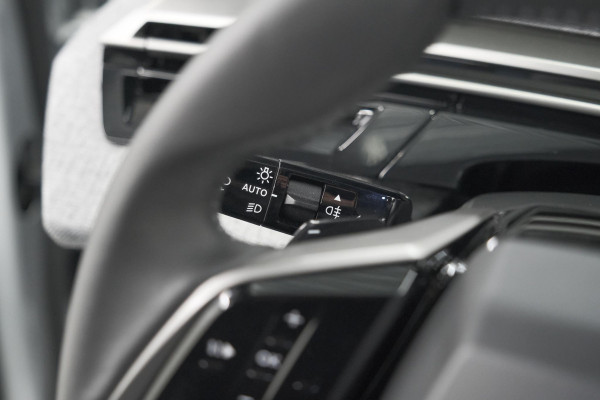 Peugeot 3008 1.2 Hybrid 136 Allure | Seat Pack | Navigatie | Camera | Apple Carplay