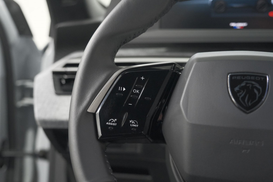 Peugeot 3008 1.2 Hybrid 136 Allure | Seat Pack | Navigatie | Camera | Apple Carplay