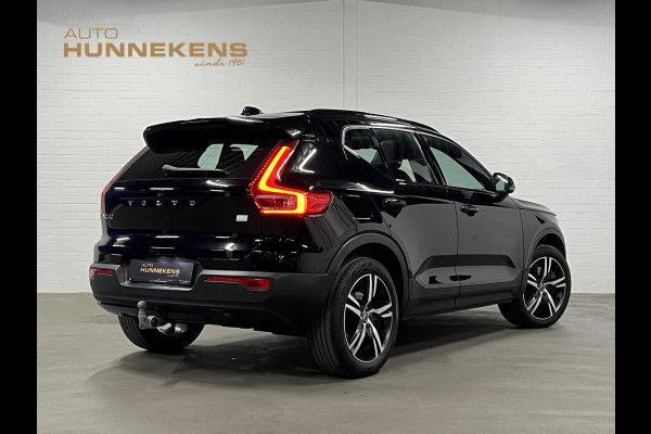 Volvo XC40 T5 Plug-in hybrid R-design Trekhaak | Adaptive Cruise | Open dak | Stoel-/stuurverwarming | Achteruitrij camera | Carplay