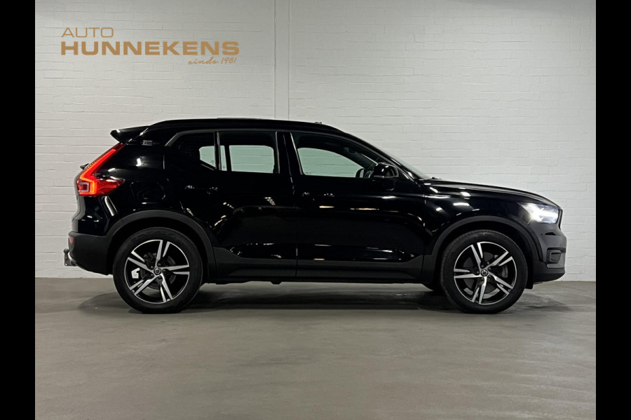 Volvo XC40 T5 Plug-in hybrid R-design Trekhaak | Adaptive Cruise | Open dak | Stoel-/stuurverwarming | Achteruitrij camera | Carplay