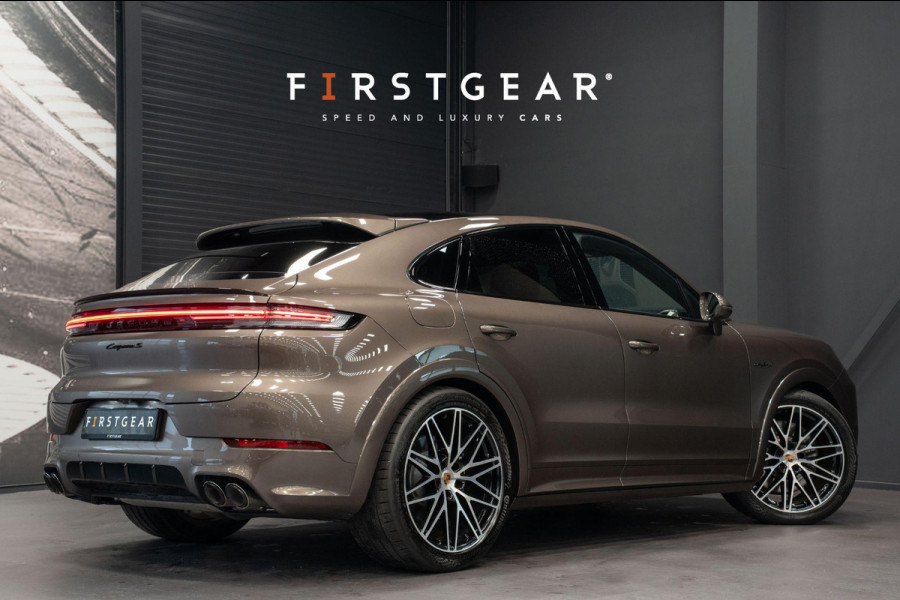 Porsche Cayenne Coupé 3.0 S E-Hybrid *Burmester / Club-Leder Interieur / Vierwielbesturing / Paint-to-Sample / Soft-Close / Stoelventilatie / Keyless*
