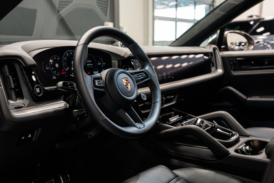 Porsche Cayenne Coupé 3.0 S E-Hybrid *Burmester / Club-Leder Interieur / Vierwielbesturing / Paint-to-Sample / Soft-Close / Stoelventilatie / Keyless*