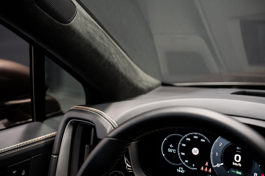 Porsche Cayenne Coupé 3.0 S E-Hybrid *Burmester / Club-Leder Interieur / Vierwielbesturing / Paint-to-Sample / Soft-Close / Stoelventilatie / Keyless*