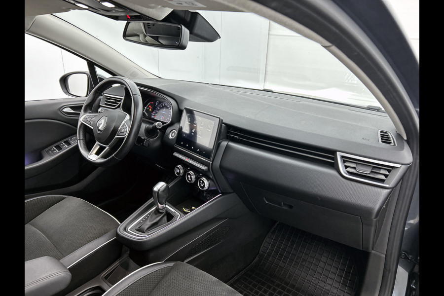 Renault Clio 1.3 TCe line(Goed OnderH, Camera, Trekhaak, Carplay, Climate Con, Navi, Etc)