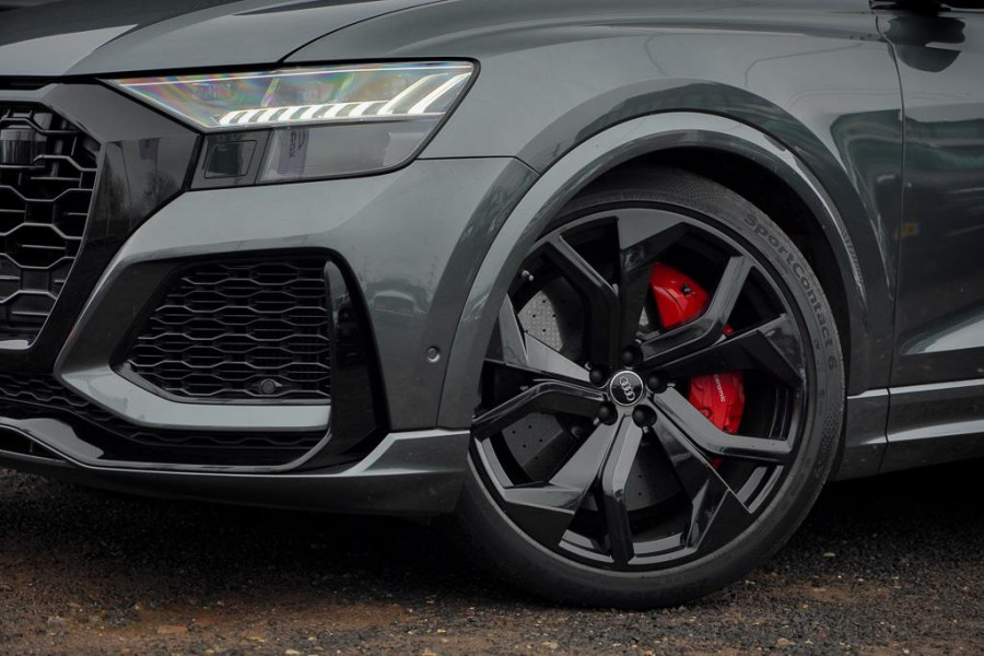 Audi Q8 4.0 TFSI RS Q8 quattro / NL Auto / Pano / Keramisch / Performance / Stoelklima