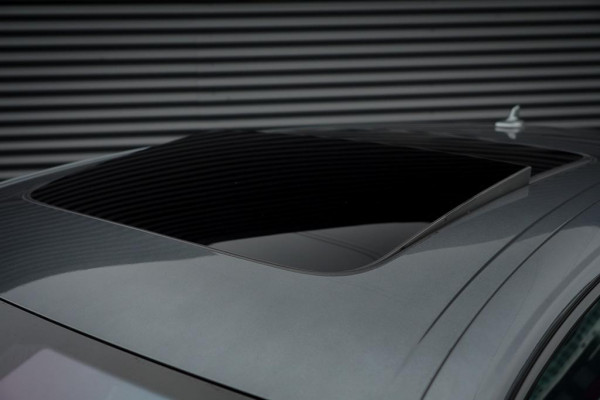 Audi Q8 4.0 TFSI RS Q8 quattro / NL Auto / Pano / Keramisch / Performance / Stoelklima