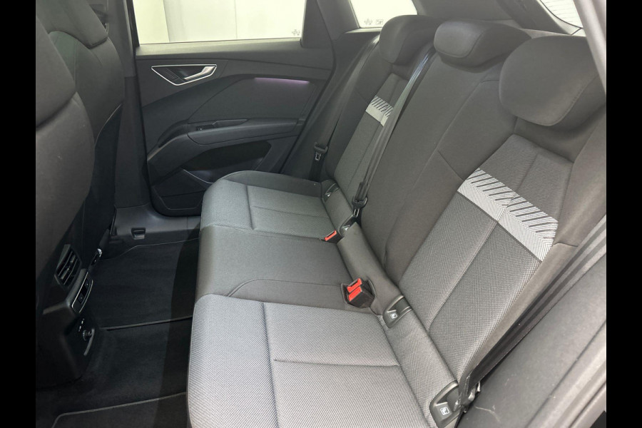 Audi Q4 e-tron 40 Launch edition Advanced Plus 77 kWh Trekhaak Adaptieve Cruise Panoramadak Virtual-cockpit Stuur/Stoel Verwarming