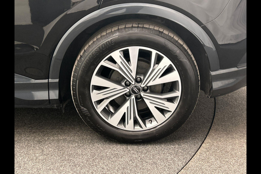 Audi Q4 e-tron 40 Launch edition Advanced Plus 77 kWh Trekhaak Adaptieve Cruise Panoramadak Virtual-cockpit Stuur/Stoel Verwarming