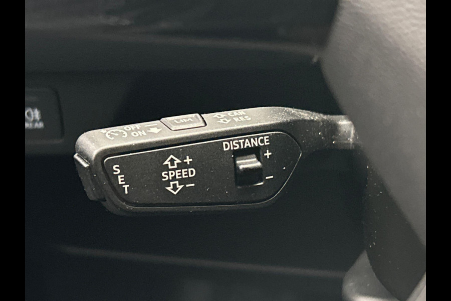 Audi Q4 e-tron 40 Launch edition Advanced Plus 77 kWh Trekhaak Adaptieve Cruise Panoramadak Virtual-cockpit Stuur/Stoel Verwarming