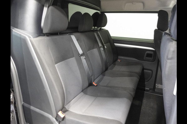 Peugeot Expert 2.0 HDI 180PK Dubbele Cabine Automaat Peugeot Expert 2.0 BlueHDI 180 Automaat Airco Dubbele Cabine Navigatie