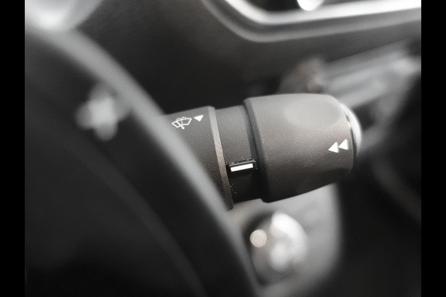 Peugeot Expert 2.0 HDI 180PK Dubbele Cabine Automaat Peugeot Expert 2.0 BlueHDI 180 Automaat Airco Dubbele Cabine Navigatie