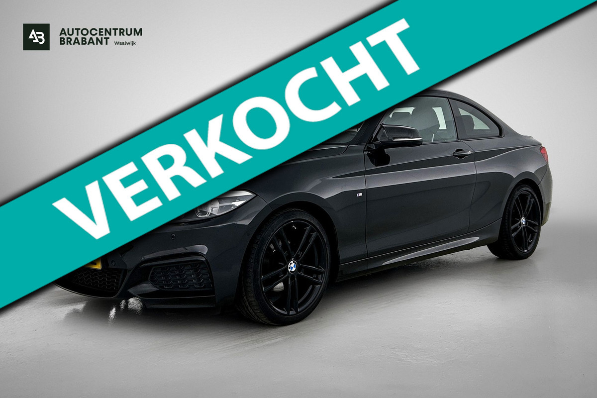 BMW 2 Serie Coupé 218i High Executive M-sport | NL-Auto | AchterCAM | Cruise | Carplay | StoelverW | Climate | Leder | Lane ass |