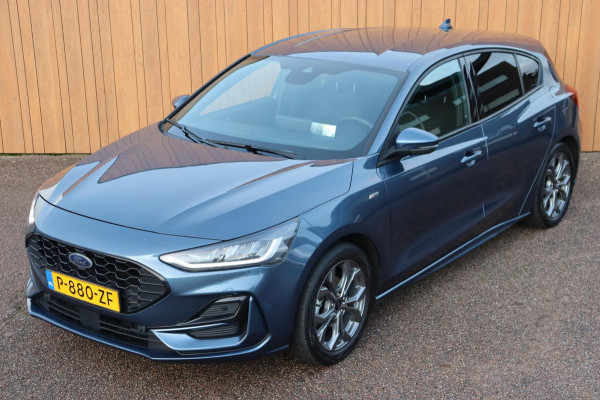 Ford Focus 1.0 EcoBoost Hybrid ST Line X 155pk org.NL head-up trekhaak camera stuur+stoel+raamverw.