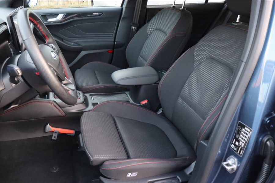 Ford Focus 1.0 EcoBoost Hybrid ST Line X 155pk org.NL head-up trekhaak camera stuur+stoel+raamverw.