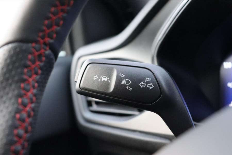Ford Focus 1.0 EcoBoost Hybrid ST Line X 155pk org.NL head-up trekhaak camera stuur+stoel+raamverw.