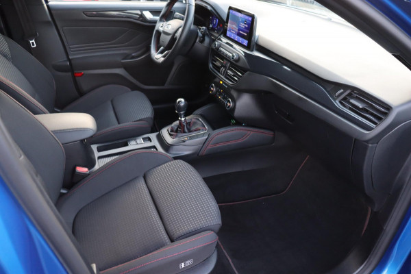 Ford FOCUS Wagon 1.0 EcoBoost ST Line X Business org.NL el.klep camera winter-pack