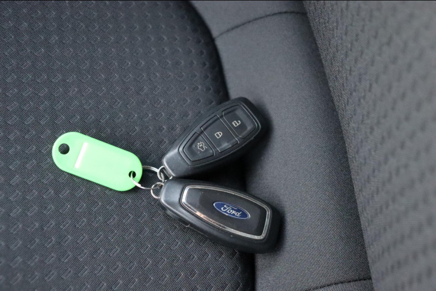 Ford FOCUS Wagon 1.0 EcoBoost ST Line X Business org.NL el.klep camera winter-pack