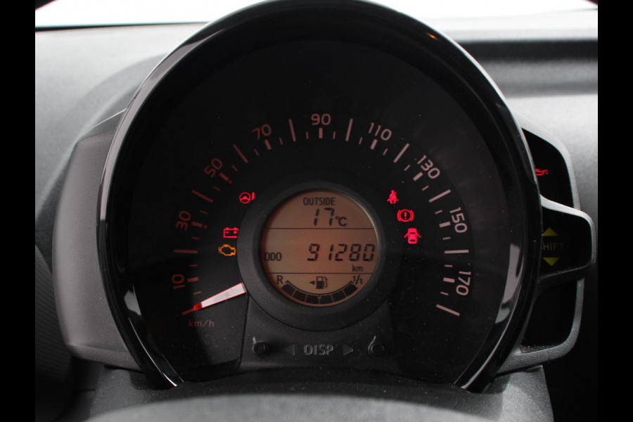 Peugeot 108 1.0 e-VTi Active | Navigatie | Apple Carplay/Android Auto | Touchscreen | Airco | Bluetooth | Led | 5 deurs