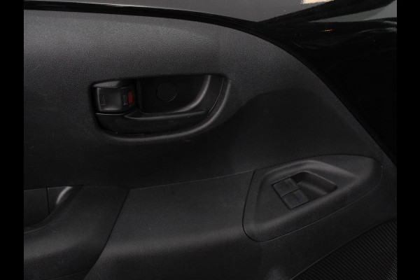 Peugeot 108 1.0 e-VTi Active | Navigatie | Apple Carplay/Android Auto | Touchscreen | Airco | Bluetooth | Led | 5 deurs