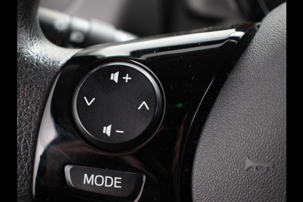 Peugeot 108 1.0 e-VTi Active | Navigatie | Apple Carplay/Android Auto | Touchscreen | Airco | Bluetooth | Led | 5 deurs