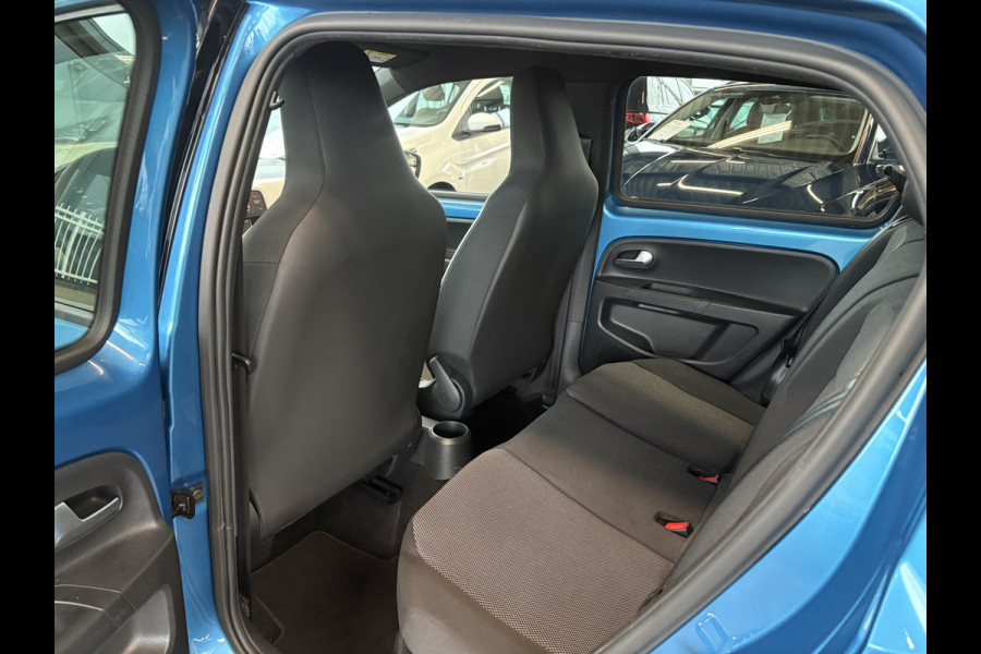 Seat Mii 1.0 Style Intense 5-drs. BEATSAUDIO/CRUISE/MEDIA/PDC/WINTERPACK