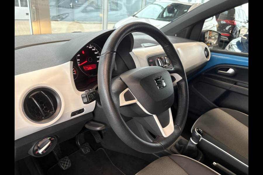 Seat Mii 1.0 Style Intense 5-drs. BEATSAUDIO/CRUISE/MEDIA/PDC/WINTERPACK