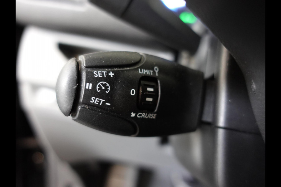 Opel Vivaro-e L3 75 kWh 6-Persoons Dubbele Cabine Lang Automaat