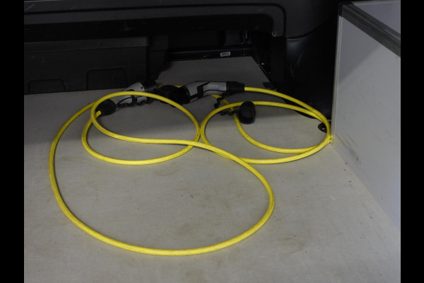 Opel Vivaro-e L3 75 kWh 6-Persoons Dubbele Cabine Lang Automaat