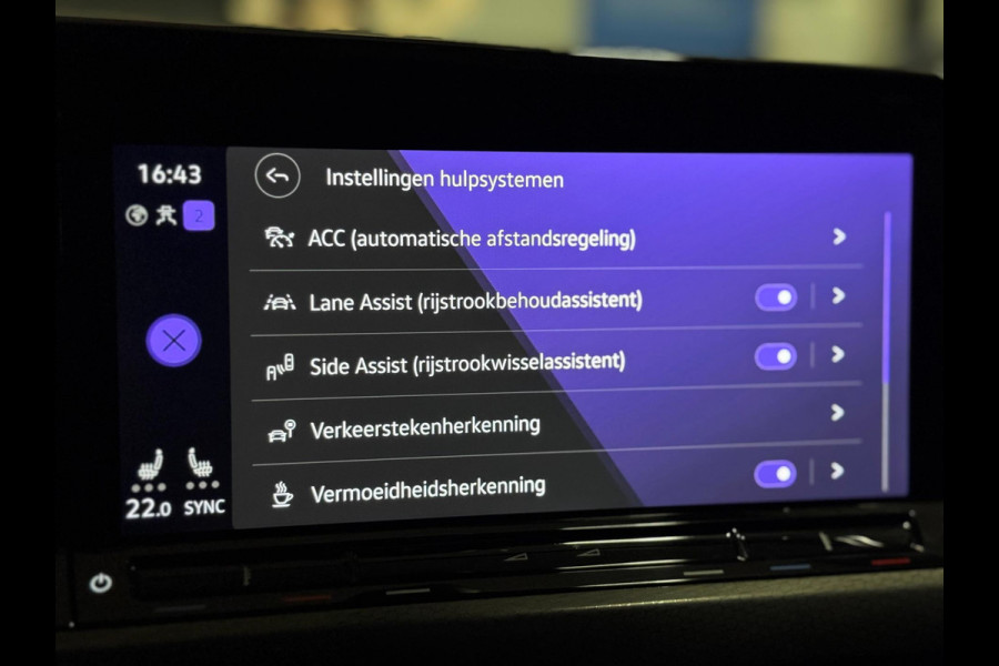 Volkswagen Golf 2.0 TDI GTD | PANO | HARMAN KARDON | IQ LIGHT | HEAD UP