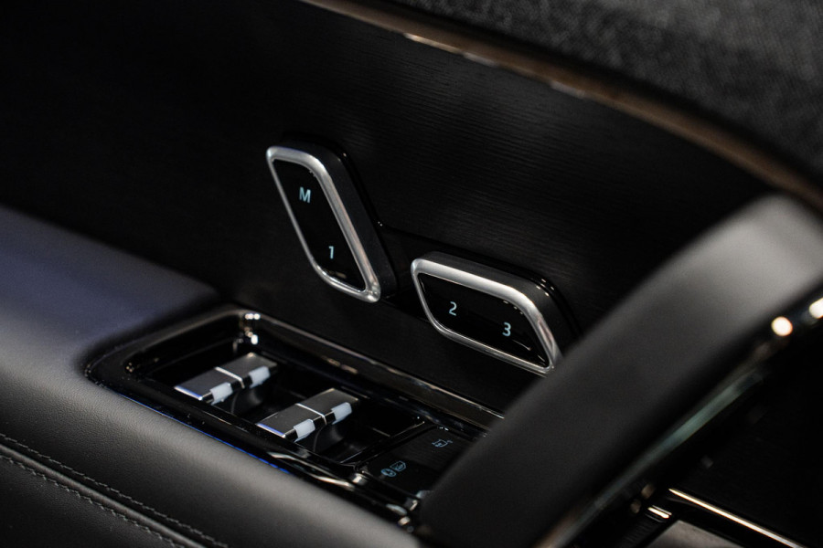 Land Rover Range Rover Sport 3.0 P460e Dynamic HSE PHEV *Meridian / Panorama / Surround-View / SV Bespoke Full Extended Leather Upgrade / Keyless*