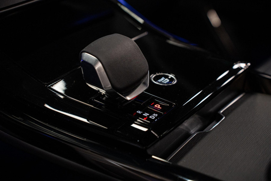 Land Rover Range Rover Sport 3.0 P460e Dynamic HSE PHEV *Meridian / Panorama / Surround-View / SV Bespoke Full Extended Leather Upgrade / Keyless*