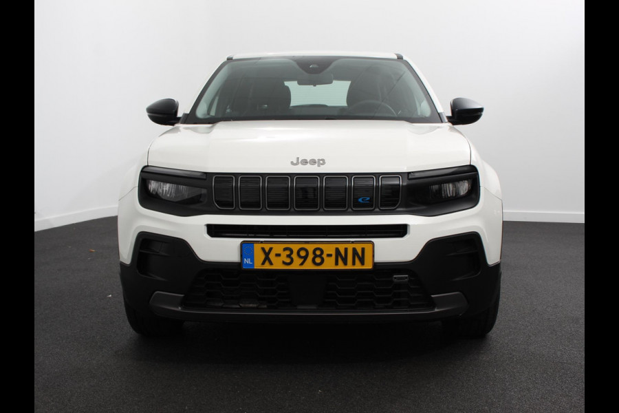 Jeep Avenger Longitude 54 kWh | Navigatie | Apple Carplay/ Android Auto | Parkeersensor achter | Cruise Control | Stoelverwarming | Full LED | Virtual Cockpit | Climate Control |