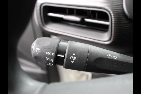 Jeep Avenger Longitude 54 kWh | Navigatie | Apple Carplay/ Android Auto | Parkeersensor achter | Cruise Control | Stoelverwarming | Full LED | Virtual Cockpit | Climate Control |