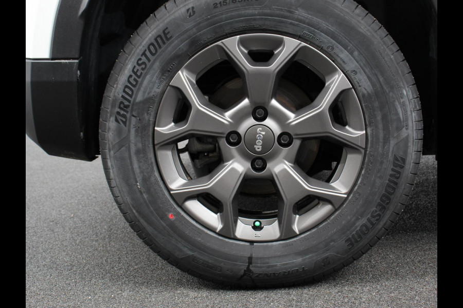 Jeep Avenger Longitude 54 kWh | Navigatie | Apple Carplay/ Android Auto | Parkeersensor achter | Cruise Control | Stoelverwarming | Full LED | Virtual Cockpit | Climate Control |