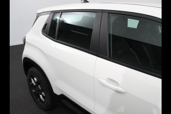 Jeep Avenger Longitude 54 kWh | Navigatie | Apple Carplay/ Android Auto | Parkeersensor achter | Cruise Control | Stoelverwarming | Full LED | Virtual Cockpit | Climate Control |