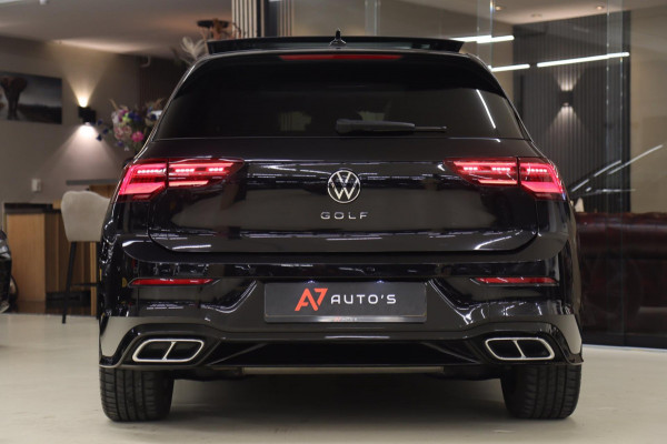 Volkswagen Golf 1.5 eTSI R-Line 150 PK BLACKSTYLE/PANO/CARPLAY/ACC/LANEASSIST/VOL