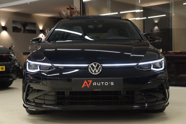 Volkswagen Golf 1.5 eTSI R-Line 150 PK BLACKSTYLE/PANO/CARPLAY/ACC/LANEASSIST/VOL