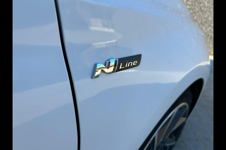 Hyundai i30 1.5 T-GDi MHEV N-Line Sky | AUTOMAAT | TREKHAAK | PANO | A.CAMERA | STOEL/STUURVERWARMING | APK T/M 23-9-2027 | TOPPER