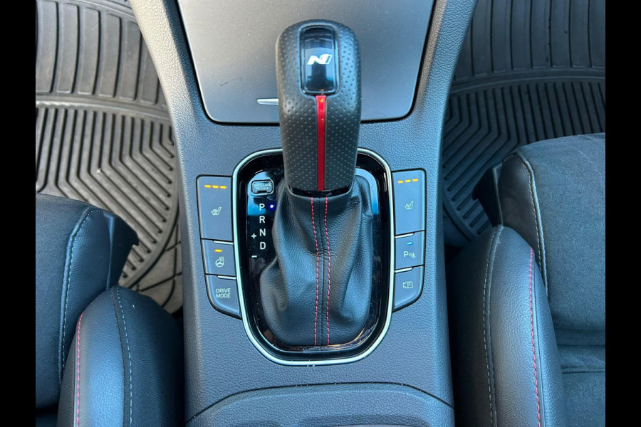 Hyundai i30 1.5 T-GDi MHEV N-Line Sky | AUTOMAAT | TREKHAAK | PANO | A.CAMERA | STOEL/STUURVERWARMING | APK T/M 23-9-2027 | TOPPER